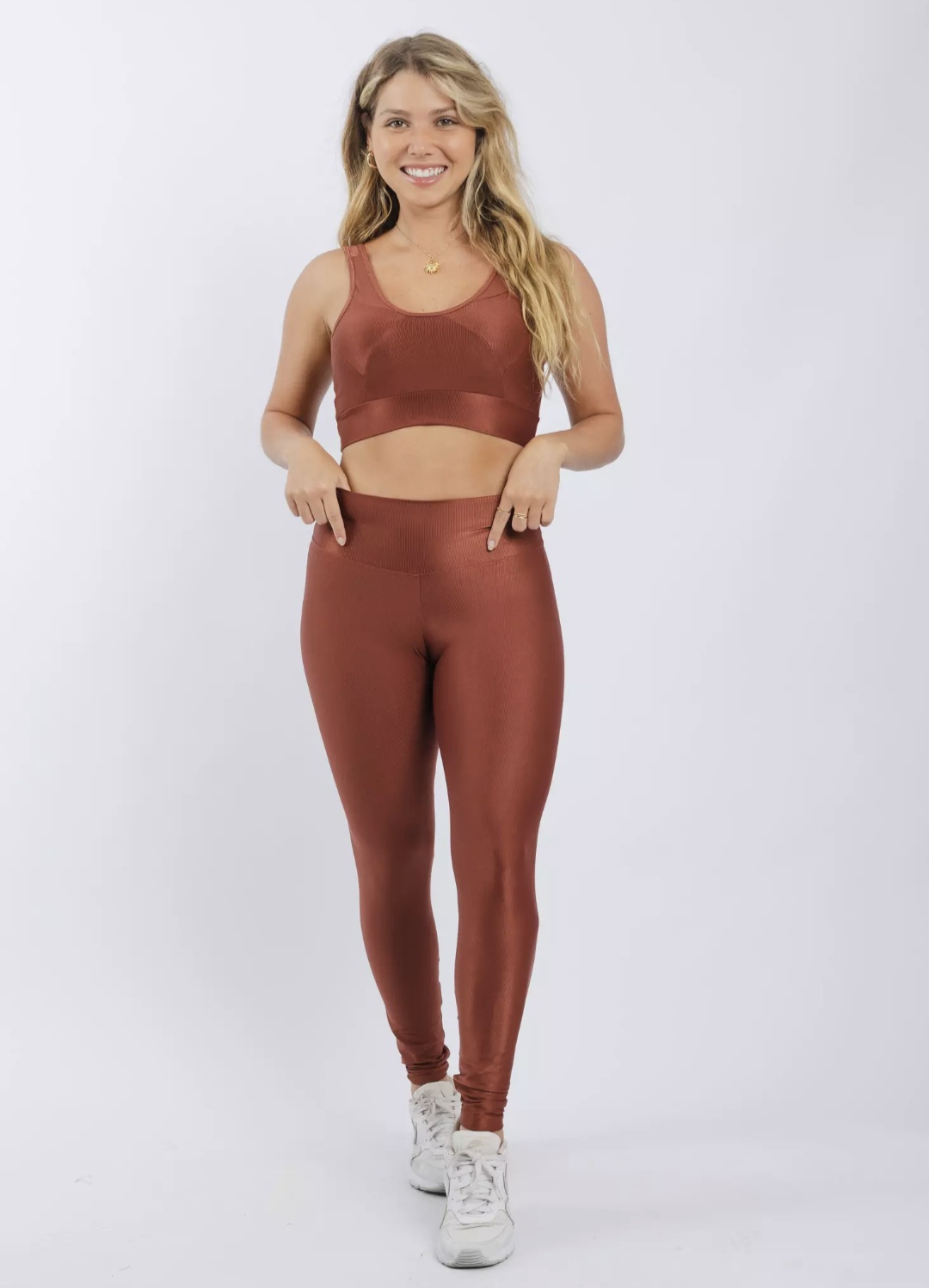 Conjunto Cós Básico de Compressão Grená