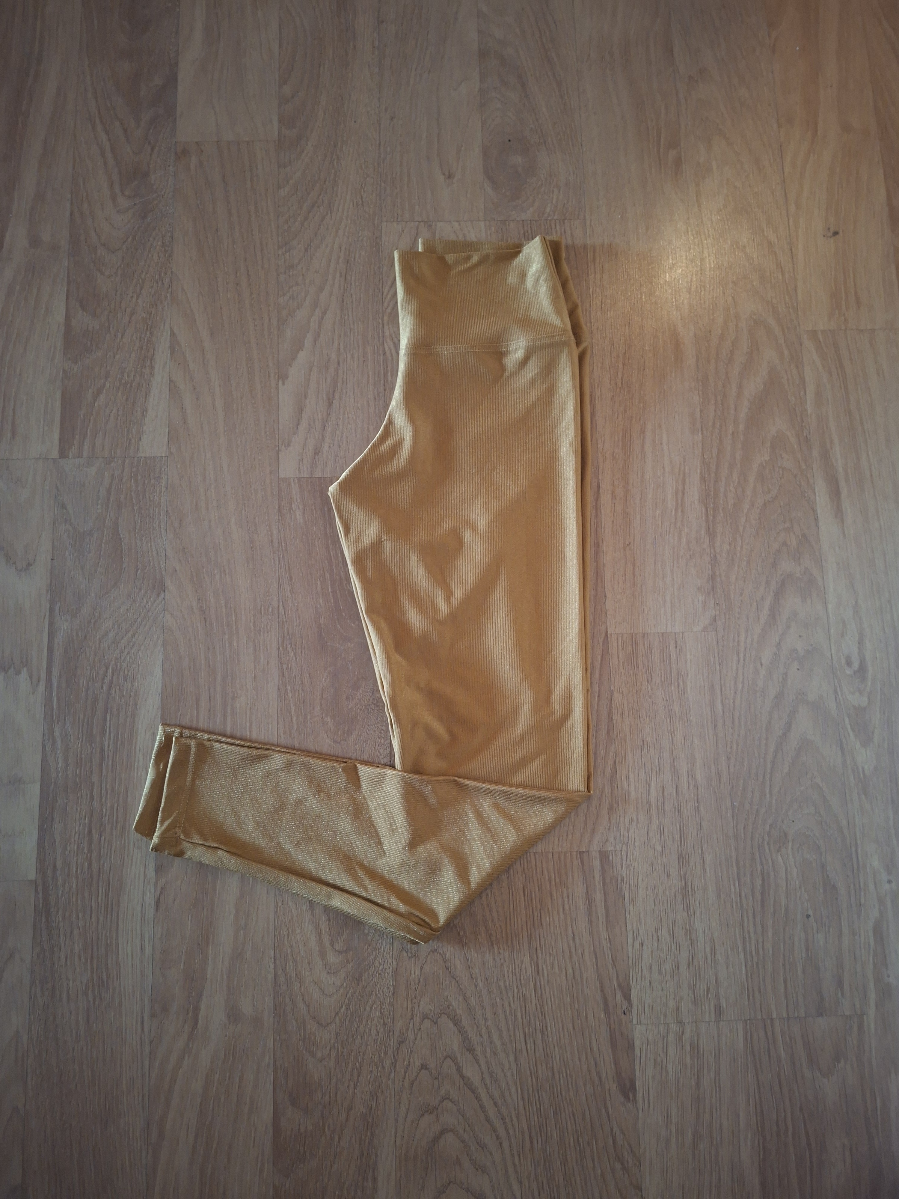 Calça Compressão Dourada
