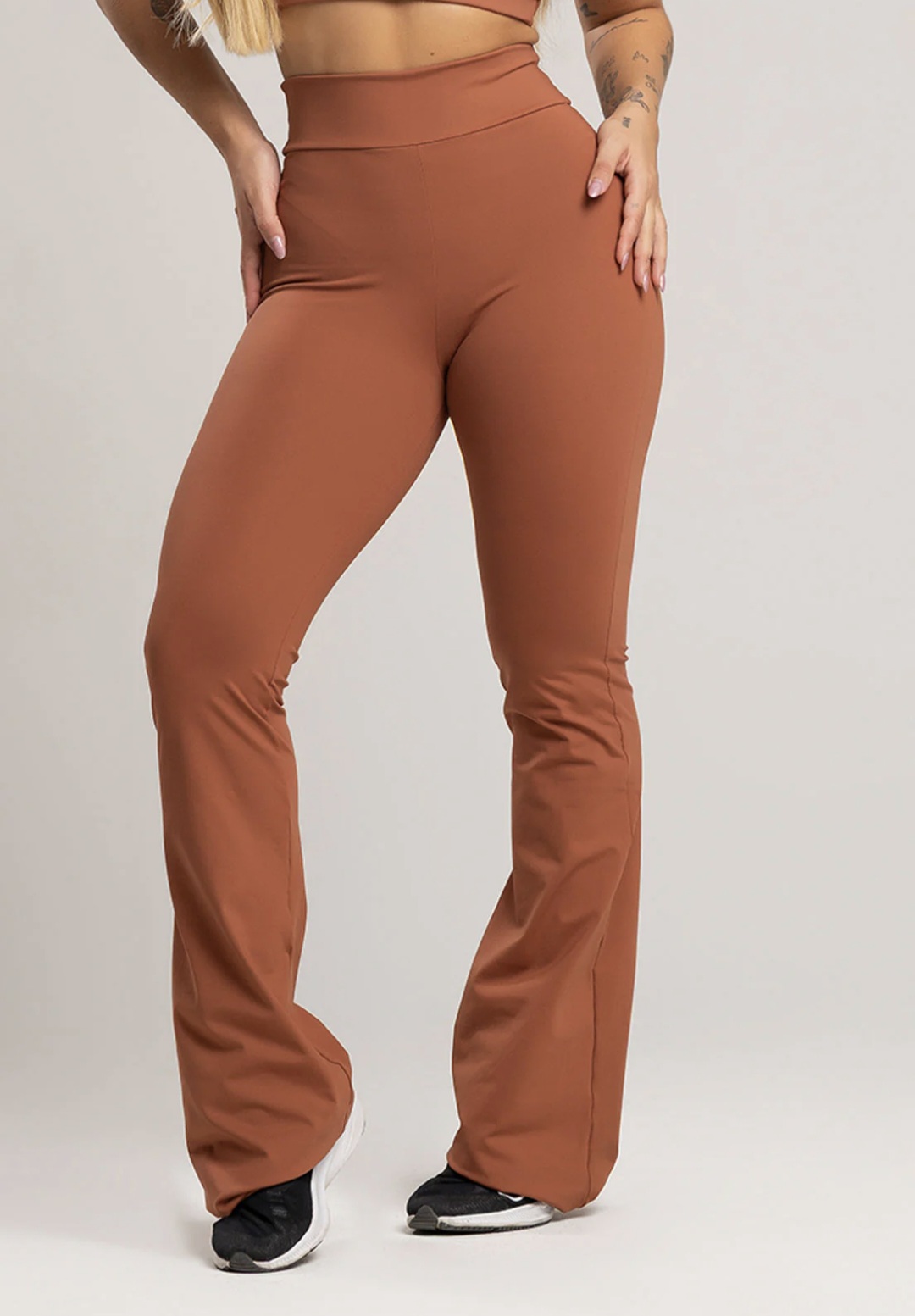 Calça Suplex Flare Marrom